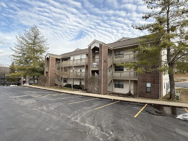 132 Highland Dr Unit 2, Branson, MO 65616 - view of property with uncovered parking