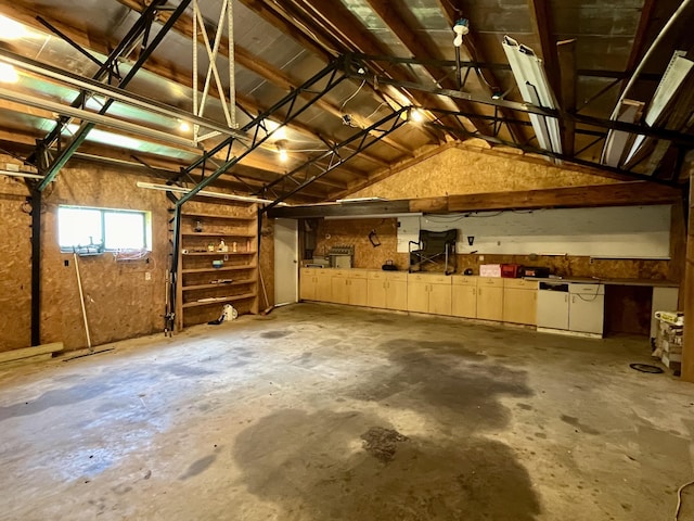 194 State Highway T, Oldfield, MO 65720 - view of garage