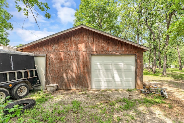 1061 Brentwood Dr, Marshfield, MO 65706 - view of detached garage