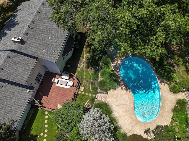 2215 E Rosebrier St, Springfield, MO 65804 - view from above of property featuring a pool