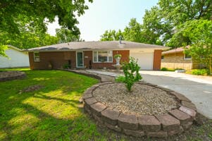 613 King St, Mount Vernon, MO 65712 - photo 2