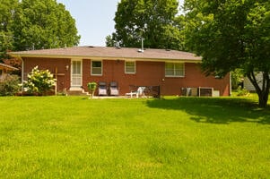 613 King St, Mount Vernon, MO 65712 - photo 8
