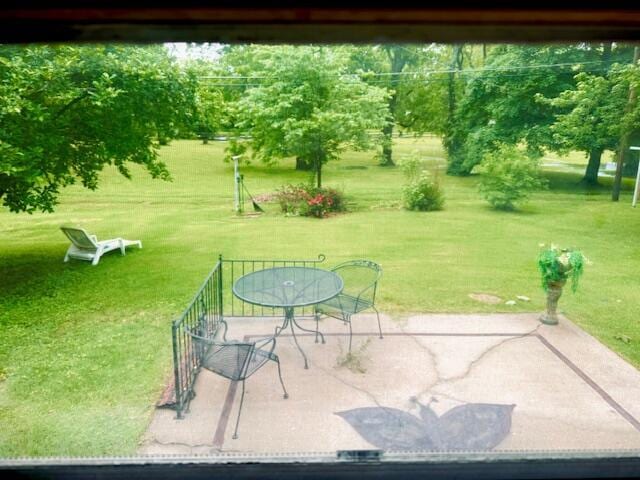 613 King St, Mount Vernon, MO 65712 - photo 32