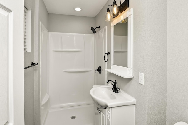 111 S Mill St, Rogersville, MO 65742 - full bath featuring a shower and vanity