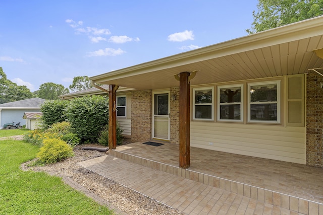 5263 N Crestwood Dr, Springfield, MO 65803 - view of patio
