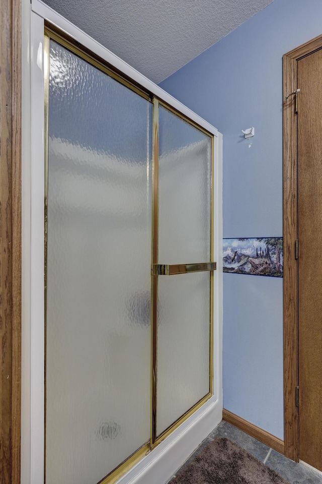 1631 Robertson Ave, Carthage, MO 64836 - full bathroom featuring a stall shower