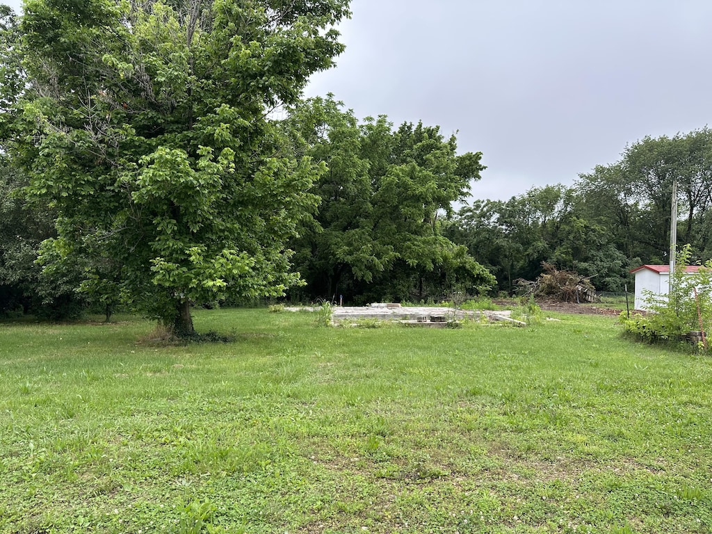 701 S Gilman Ave, Wheaton, MO 64874