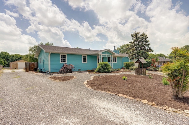 1132 Irene Ct, Nixa, MO 65714 - view of front facade with gravel driveway