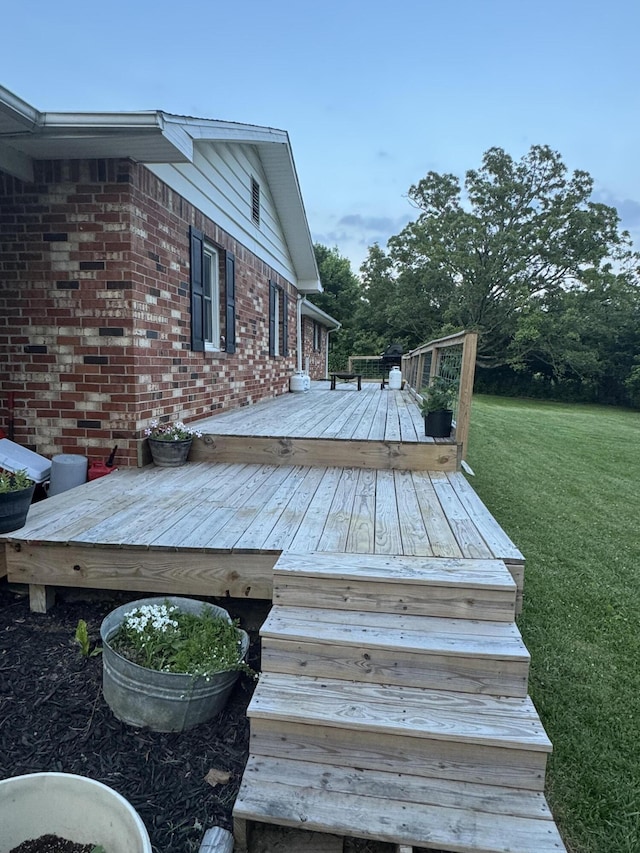 9153 N Hwy Highway, Mountain Grove, MO 65711 - wooden terrace with a yard