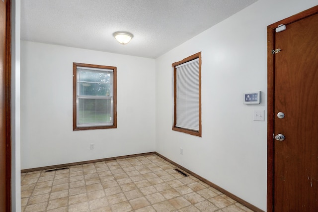 300 S Clifton Ave, Springfield, MO 65806 - photo 9