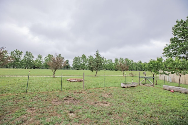 1603 W Northwood St, Bolivar, MO 65613 - view of yard