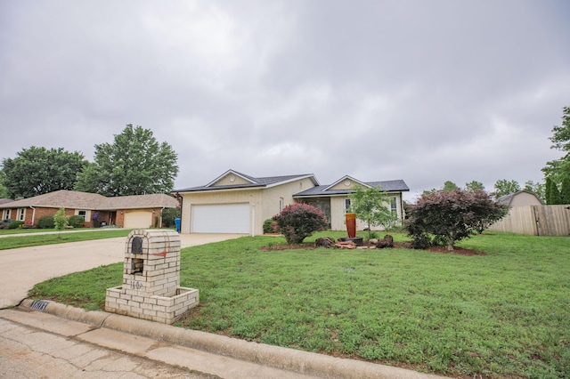 1603 W Northwood St, Bolivar, MO 65613 - ranch-style house featuring concrete driveway and a garage
