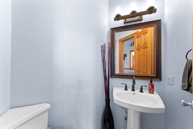 25158 Autumn View Dr, Shell Knob, MO 65747 - bathroom featuring toilet and a sink