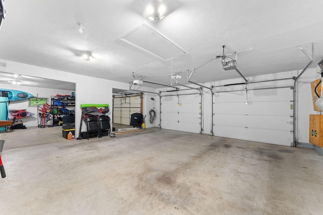 25158 Autumn View Dr, Shell Knob, MO 65747 - garage featuring a garage door opener