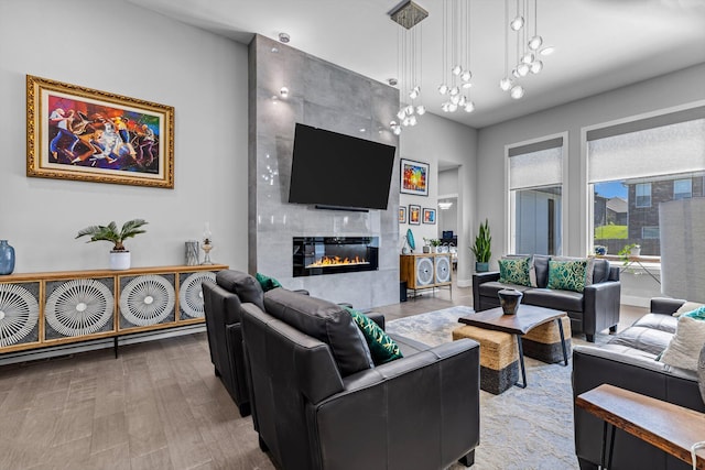 518 N Dublin Dr, Nixa, MO 65714 - living room with a fireplace