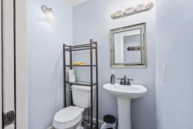 4159 N Farm Rd Unit 173, Springfield, MO 65803 - half bath with toilet and baseboards