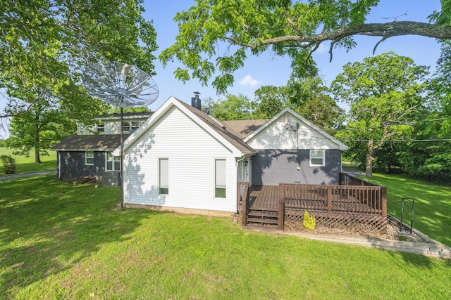 4159 N Farm Rd Unit 173, Springfield, MO 65803 - back of house featuring a yard and a deck