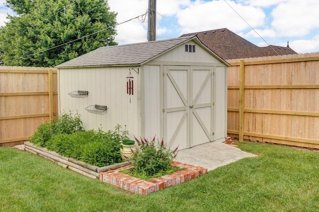 920 Bradford Ct, Marshfield, MO 65706 - view of shed