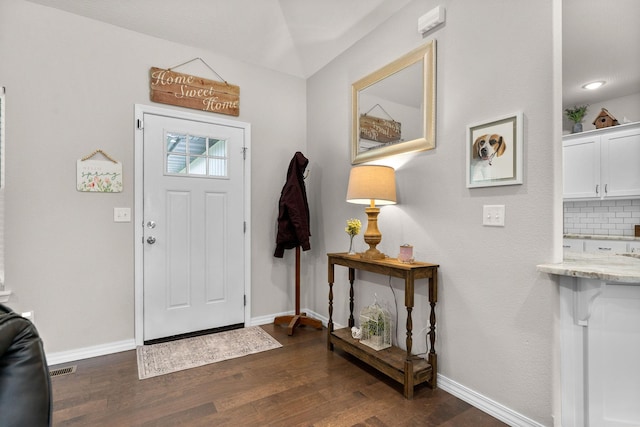419 Wyldewood Dr, Fordland, MO 65652 - entrance foyer featuring dark wood finished floors and baseboards