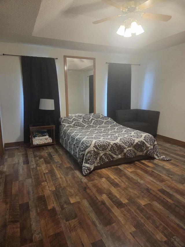 108 Prince St, Buffalo, MO 65622 - bedroom with wood finished floors and ceiling fan