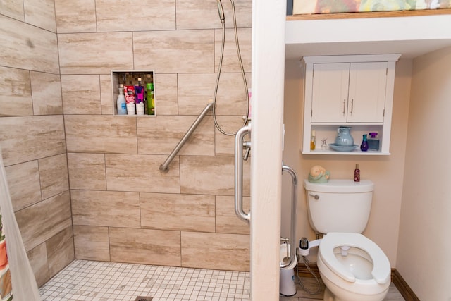 1762 Hickory Ridge Cir, Nixa, MO 65714 - bathroom with tiled shower and toilet