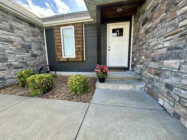 923 Riverview Rd, Marshfield, MO 65706 - doorway to property featuring stone siding