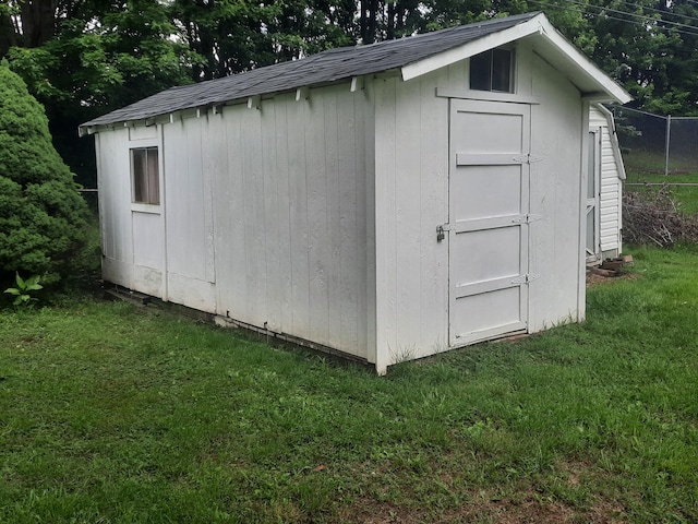 2504 N Clayton Ave, Springfield, MO 65803 - view of shed featuring view of wooded area
