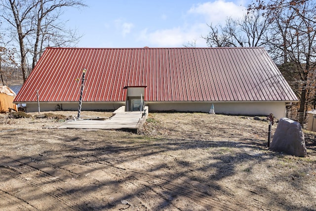 25451 County Road 327, Urbana, MO 65767 - view of side of home featuring a pole building and an outbuilding
