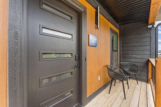 400 Poolside Pass, Hollister, MO 65672 - view of exterior entry with a porch
