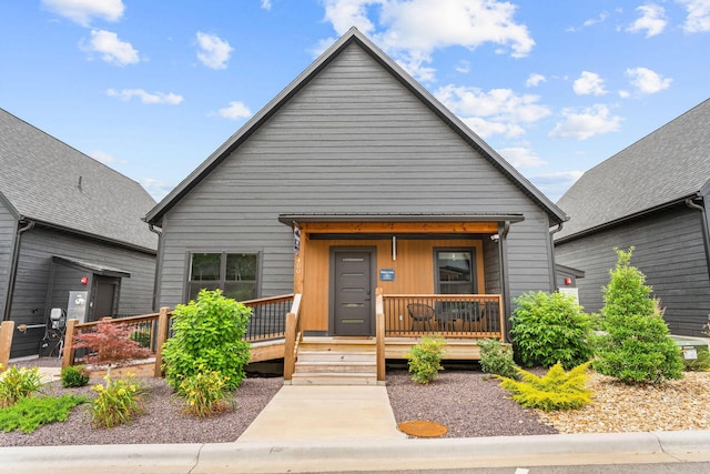400 Poolside Pass, Hollister, MO 65672 - view of front facade with a porch
