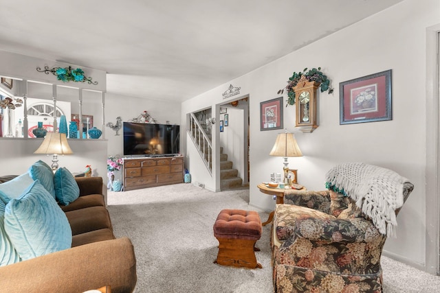 2140 N Crutcher Ave, Springfield, MO 65803 - living room with carpet