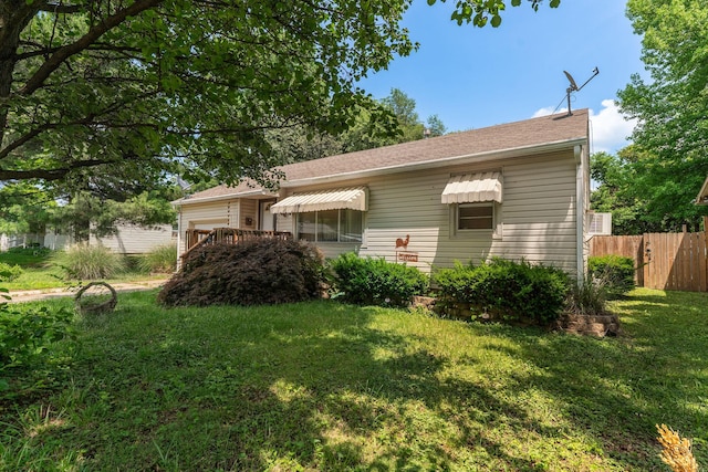 2140 N Crutcher Ave, Springfield, MO 65803 - view of front of property featuring an attached garage