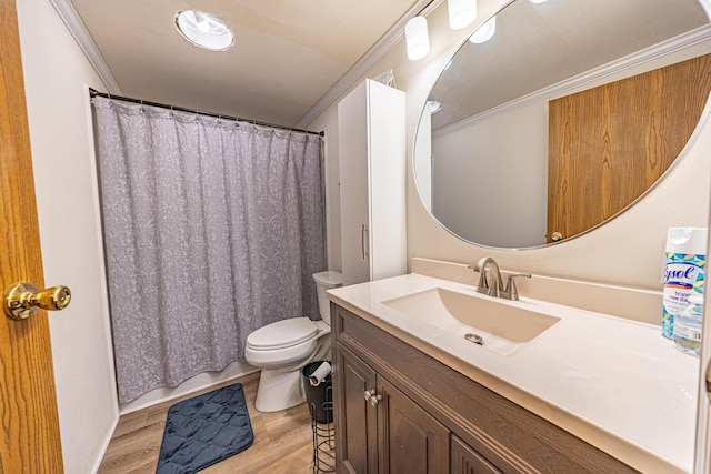 25832 County Road 250, Hermitage, MO 65668 - full bath with ornamental molding, toilet, vanity, wood finished floors, and a shower with shower curtain