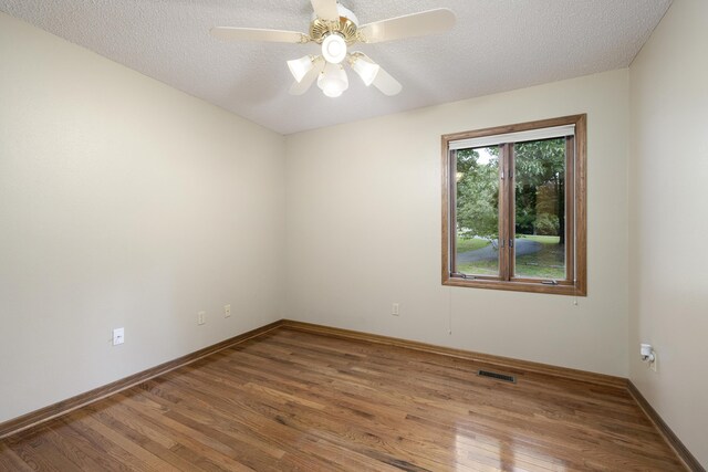 161 Candlewood Ln, Lampe, MO 65681 - photo 27