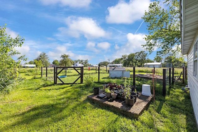 214 Rudolph St, Seymour, MO 65746 - view of yard with a gate