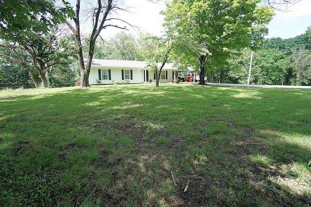 20770 State Highway 76, Cassville, MO 65625 - view of green lawn