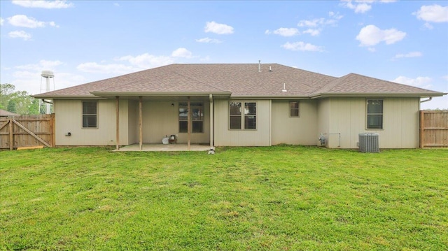 2606 Country Dr, Mountain Grove, MO 65711 - rear view of house featuring a patio and central AC unit
