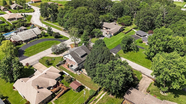 401 E Glendale St, Aurora, MO 65605 - aerial view of property and surrounding area with nearby suburban area