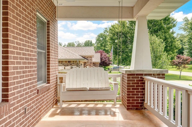 401 E Glendale St, Aurora, MO 65605 - view of porch