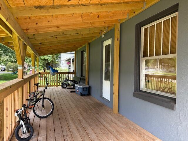317 W Pleasant St, Aurora, MO 65605 - photo 4