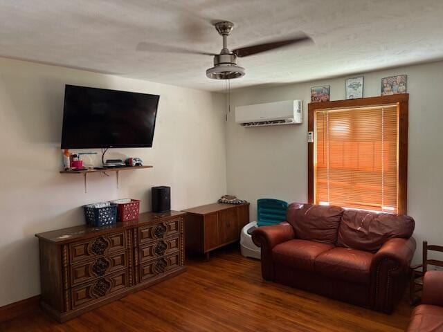 317 W Pleasant St, Aurora, MO 65605 - photo 5