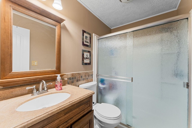19326 Boat Dock Rd W, Omaha, AR 72662 - bathroom with toilet, a shower stall, vanity, a textured ceiling, and tile walls