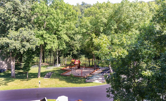 318 Wimbledon Dr Unit 8, Branson, MO 65616 - view of jungle gym featuring a yard