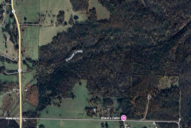 000 E Dade 52, Greenfield, MO 65661
