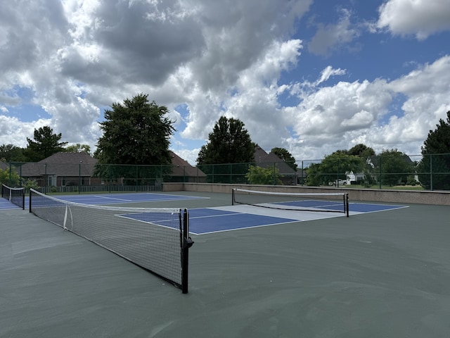 2411 W Dearborn St, Springfield, MO 65807 - view of tennis court featuring community basketball court