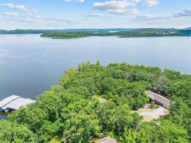 159 Oak Tree Point Ln, Shell Knob, MO 65747 - aerial view of a large body of water