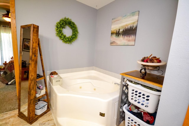 22920 Feaster Branch Rd, Warsaw, MO 65355 - bathroom with a jetted tub