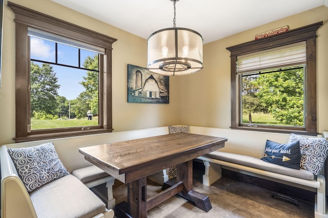 1029 Riverview Rd, Clever, MO 65631 - dining area featuring a chandelier and breakfast area
