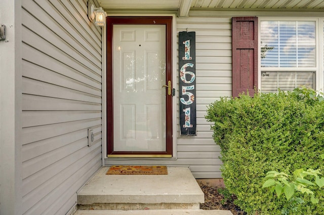 1651 S Mahn Ct, Springfield, MO 65802 - view of exterior entry