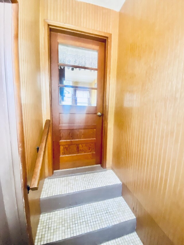 513 Meng St, Greenfield, MO 65661 - view of stairs